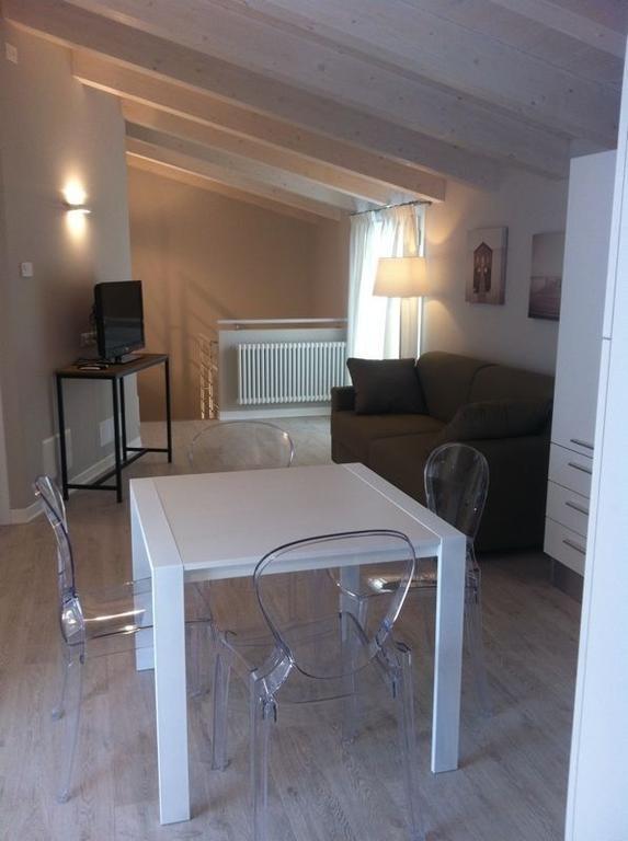 Appartamenti Villa Giulia - Walterigato Apartments Solo Per Famiglie Lido di Jesolo Exteriör bild